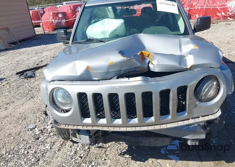 2017 Jeep Patriot Latitude Fwd from USA, damaged, VIN 1C4NJPFA6HD152638